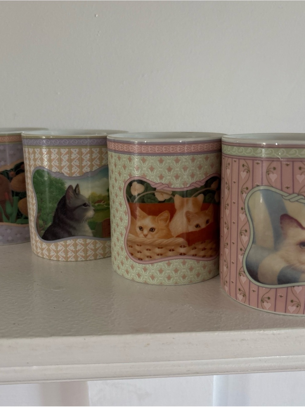 Vintage Country Lynn Hollyn's Cat Mugs